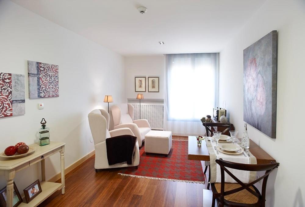 Aparthotel Ovida Oviede Chambre photo
