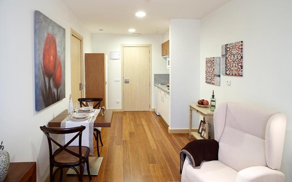 Aparthotel Ovida Oviede Chambre photo